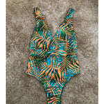 TROPICAL STYLE